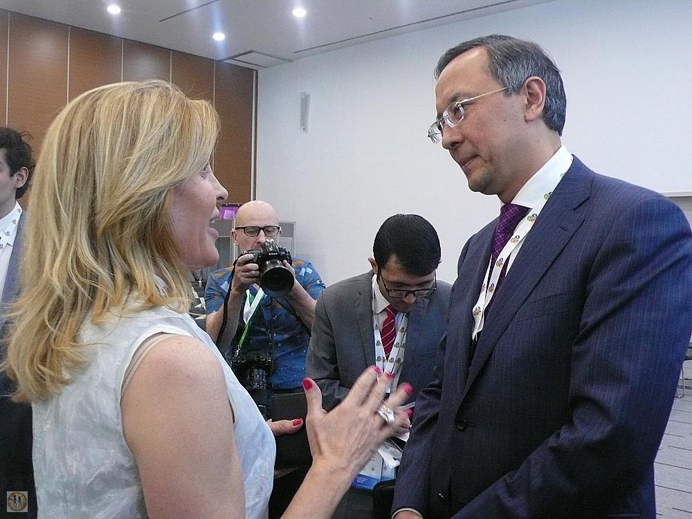 kairat-abdrakhmanov-foreign-minister-of-kazakhstan-with-attendees