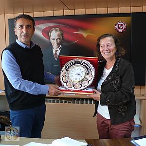Prof-Dr-Halil-Hasar-bircan-unver-firat-u-copper-clock-P1220941