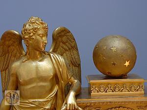 clock-w-figure-bronze-almaty-kasteev-art-museum2-s